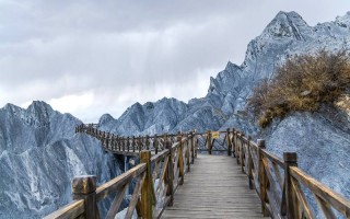 康定木格措，高原海子更美的时刻，藏在哪个季节？