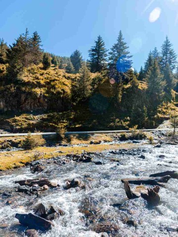 从康定到木格措，318国道上，我找到了川西更野的浪漫