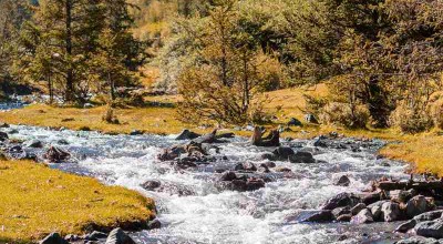 甲居藏寨，一个让你想赖着不走的地方