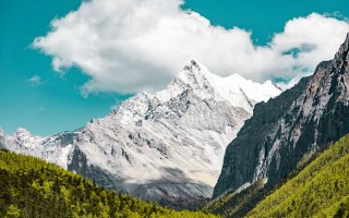 国庆的甲居藏寨，我劝你别来凑热闹