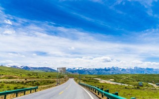 甲居藏寨，一个被时间遗忘的云端村落，藏着甘孜更本真的生活模样